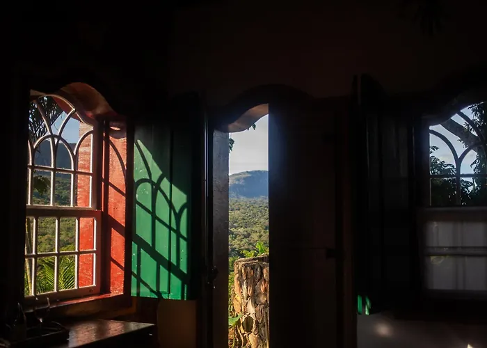 Almaserra Vila Tiradentes